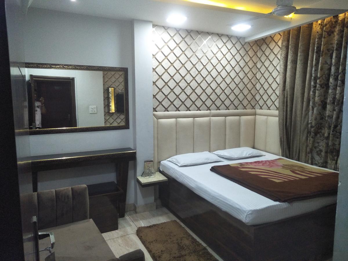 Hotel Brown Ludhiana Exterior photo